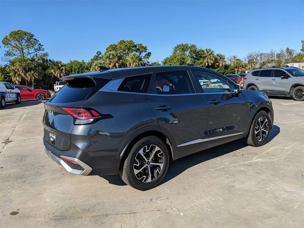 Certified 2024 Kia Sportage EX image 9