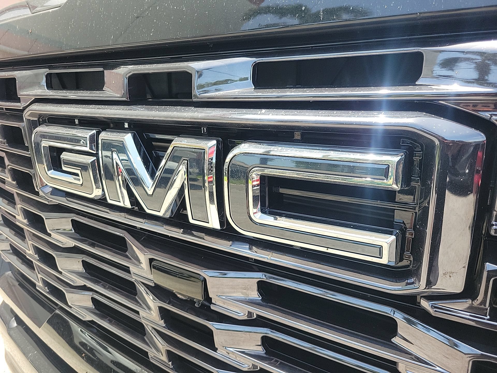 Used 2026 GMC Sierra 2500 Denali Ultimate AWD/4WD image 6