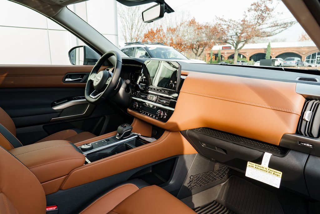 New 2025 Nissan Pathfinder Platinum image 29