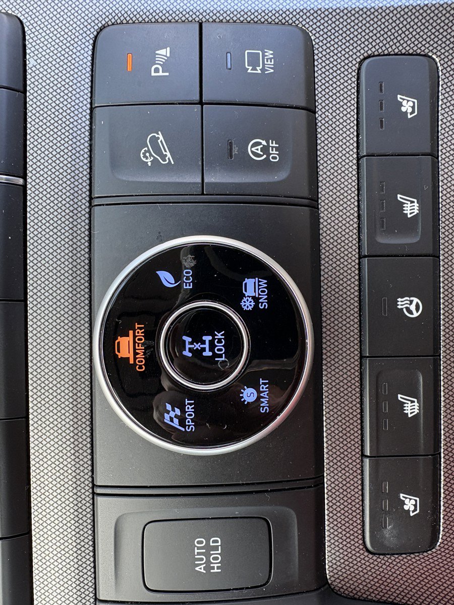 Used 2024 Toyota RAV4 XLE w/ Convenience Package AWD/4WD image 11