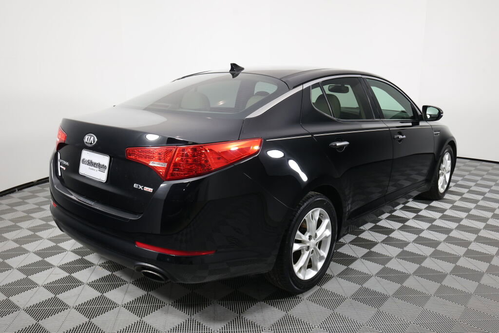 Used 2013 Kia Optima EX w/ Premium Pkg FWD image 2