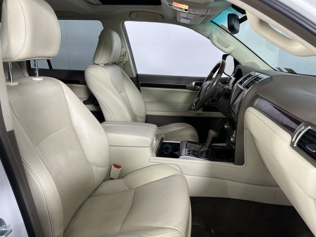 Used 2016 Lexus GX 460 Luxury image 33