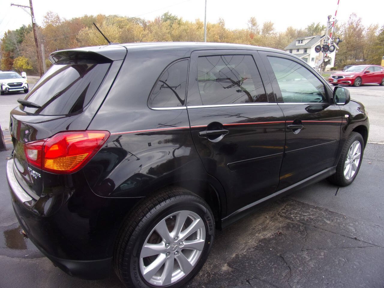 Used 2015 Mitsubishi Outlander Sport SE AWD/4WD image 5