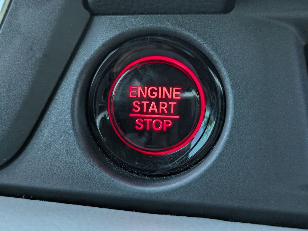 Used 2025 Honda Pilot Touring image 30