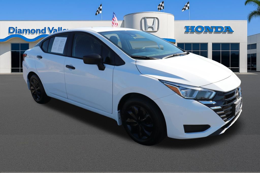 Used 2024 Nissan Versa S w/ Trunk Package