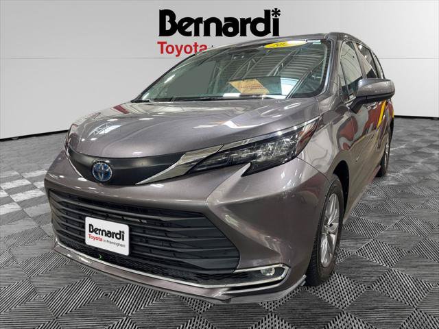 Certified 2024 Toyota Sienna XLE w/ XLE Plus Package