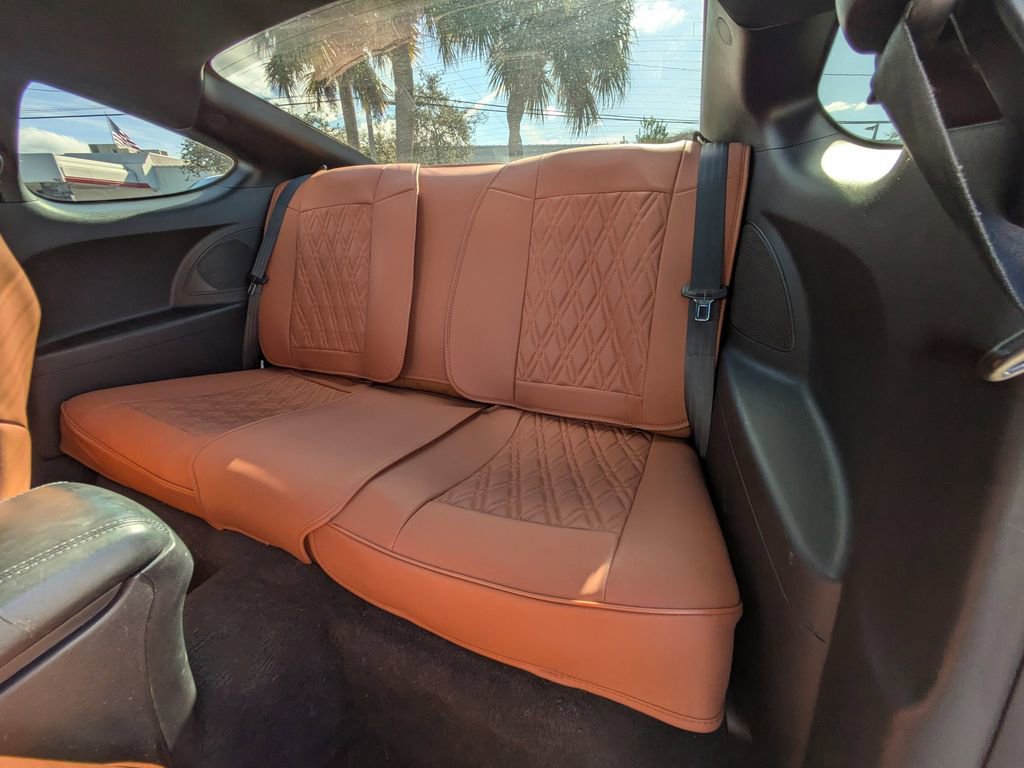 Used 2013 Hyundai Genesis 3.8 image 13