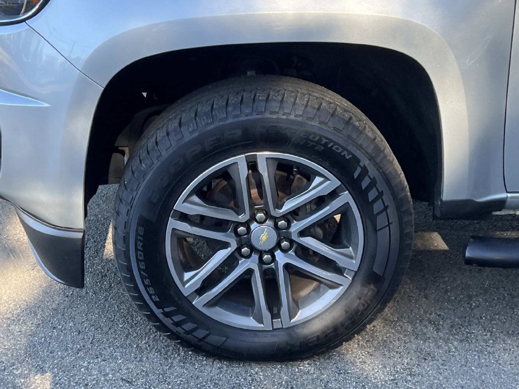 Used 2019 Chevrolet Colorado W/T w/ Custom Special Edition AWD/4WD image 8