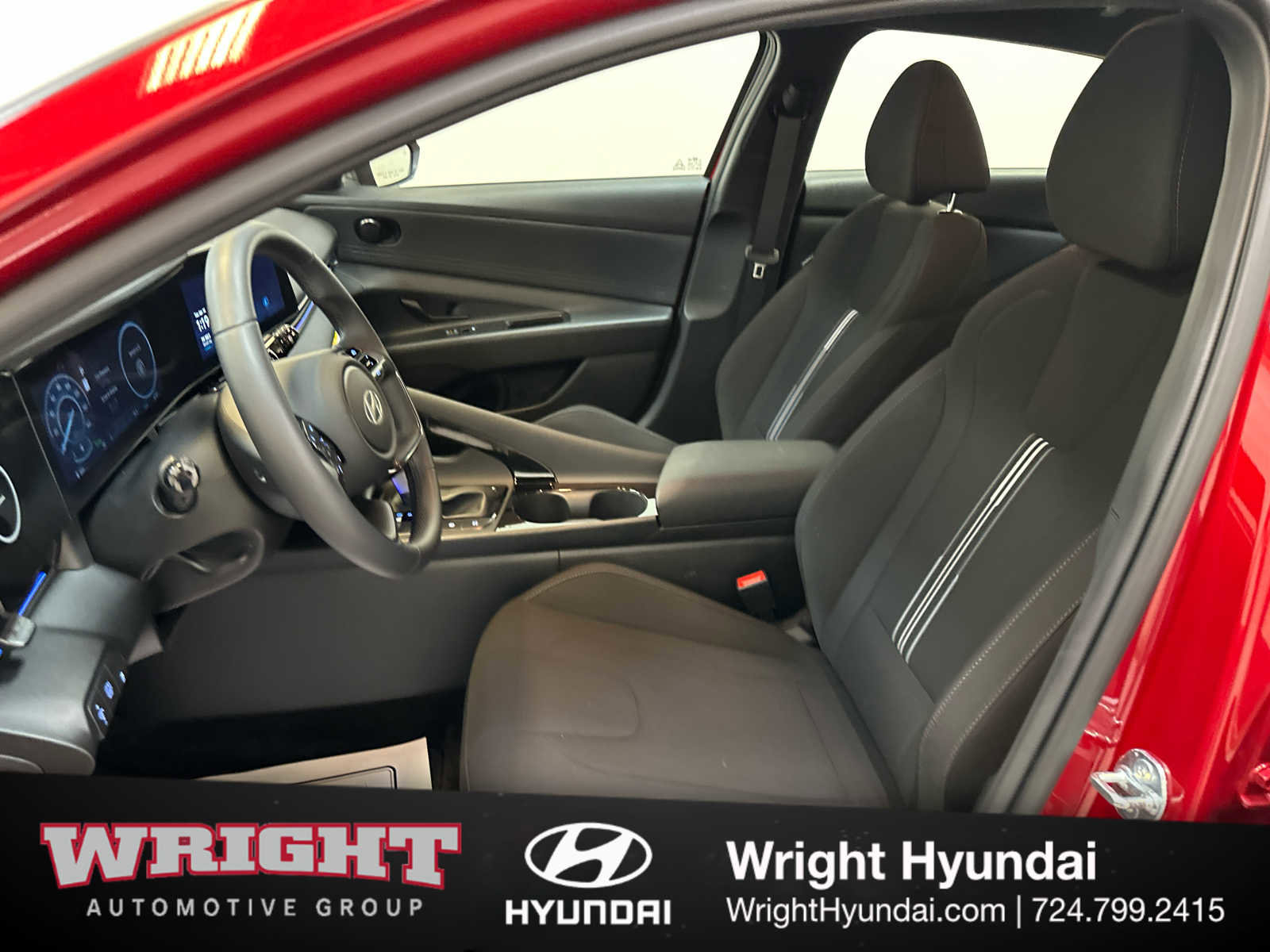 Certified 2025 Hyundai Elantra SEL image 11