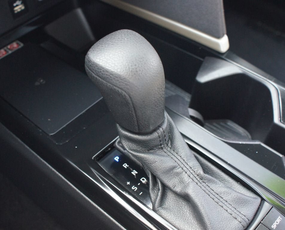 Used 2025 Toyota Camry LE FWD image 11