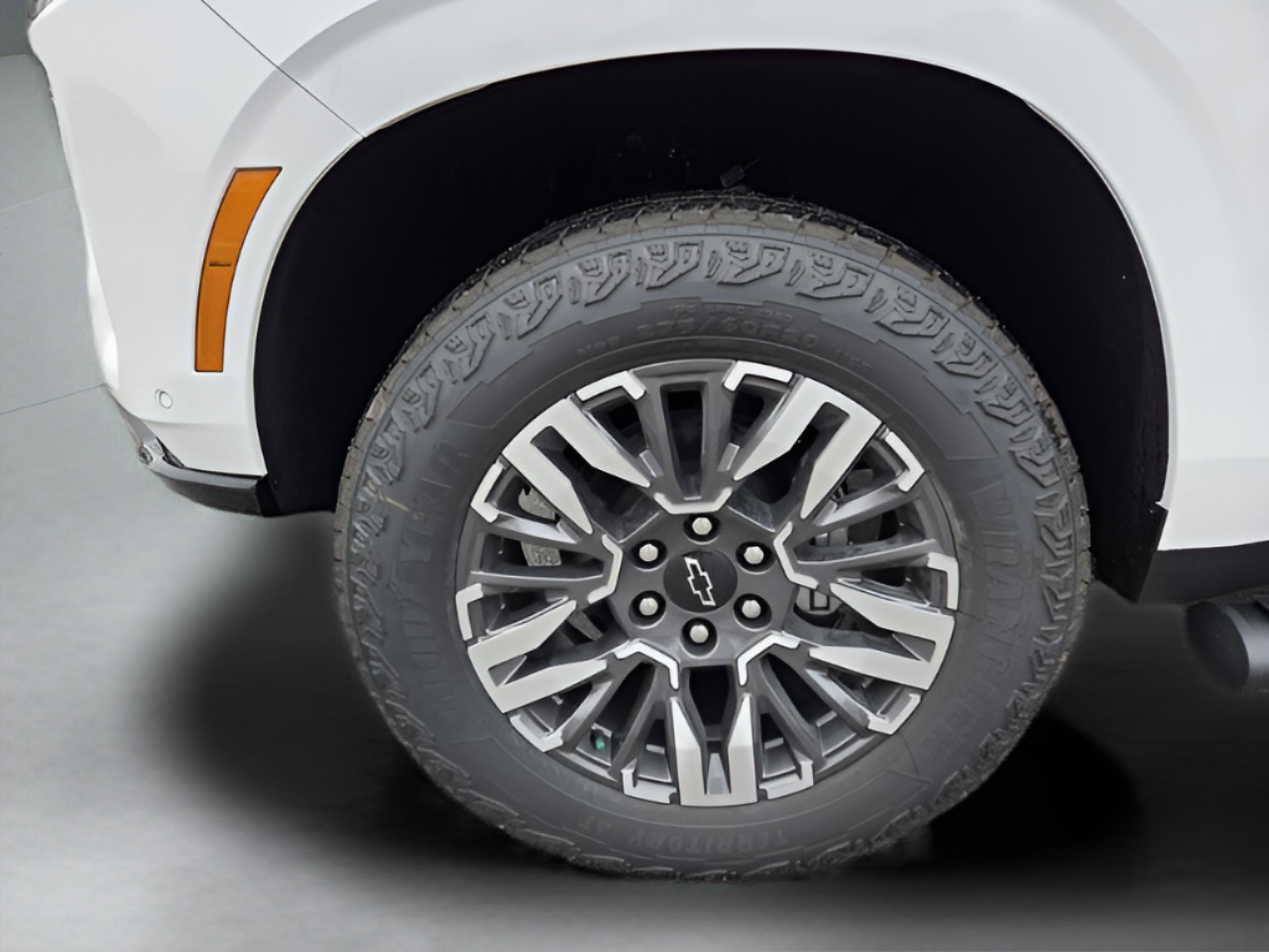 New 2026 Chevrolet Suburban Z71 w/ Comfort Package image 10