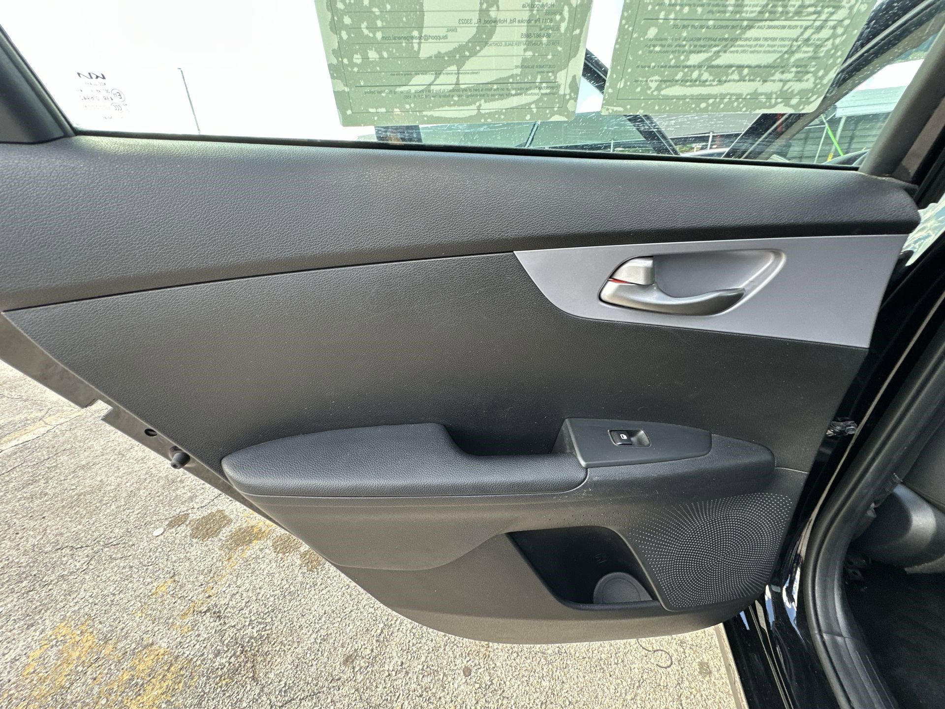 Used 2022 Kia Forte LXS image 31