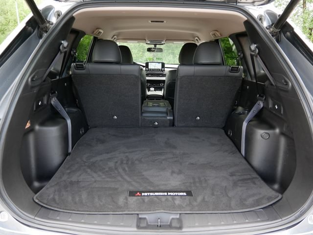 Used 2024 Mitsubishi Outlander SE AWD/4WD image 10