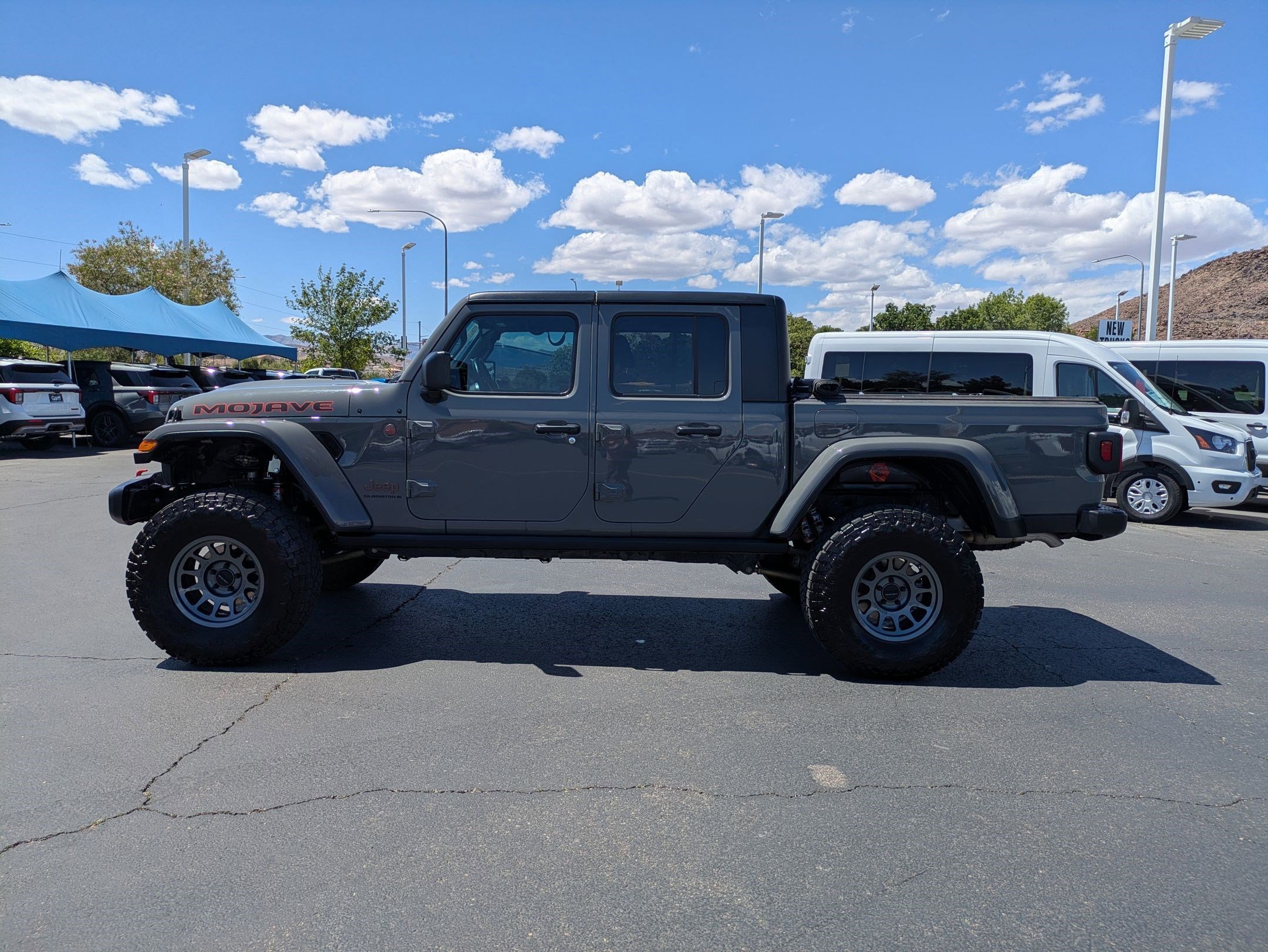 Used 2023 Jeep Gladiator Mojave w/ Trailer Tow Package AWD/4WD image 6