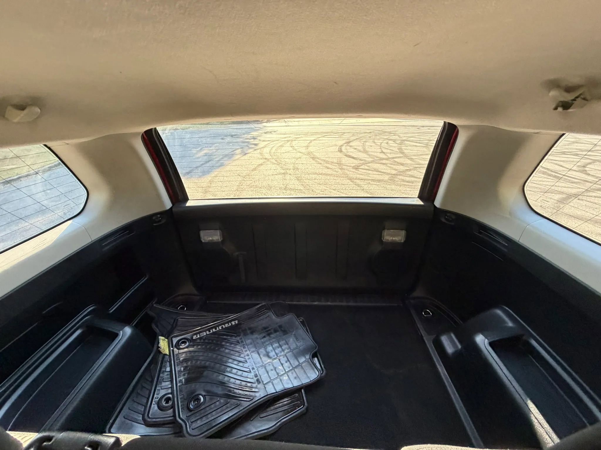 Used 2014 Toyota 4Runner SR5 image 15