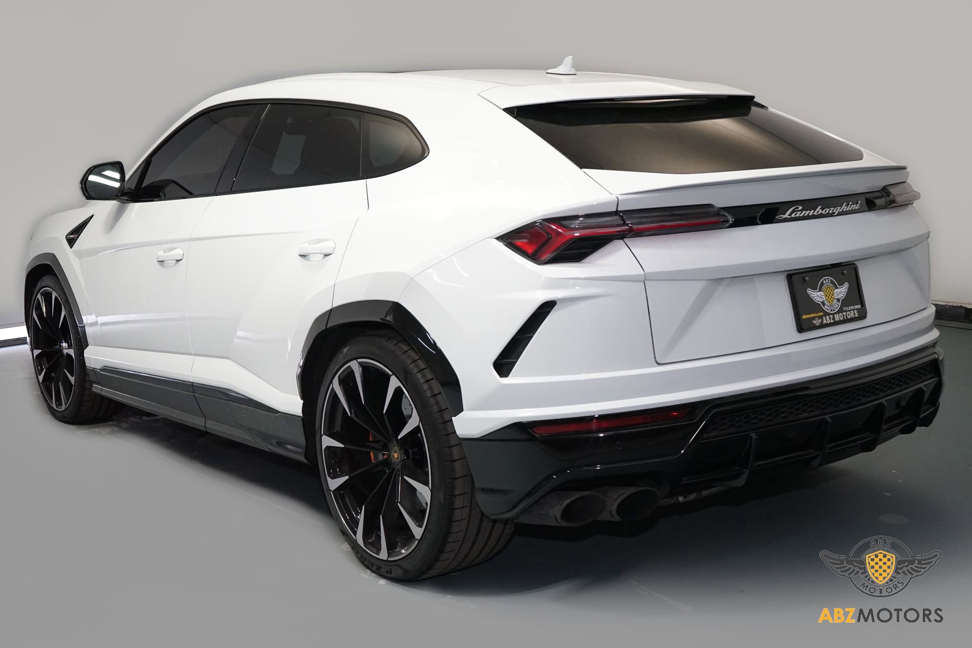 Used 2021 Lamborghini Urus image 6