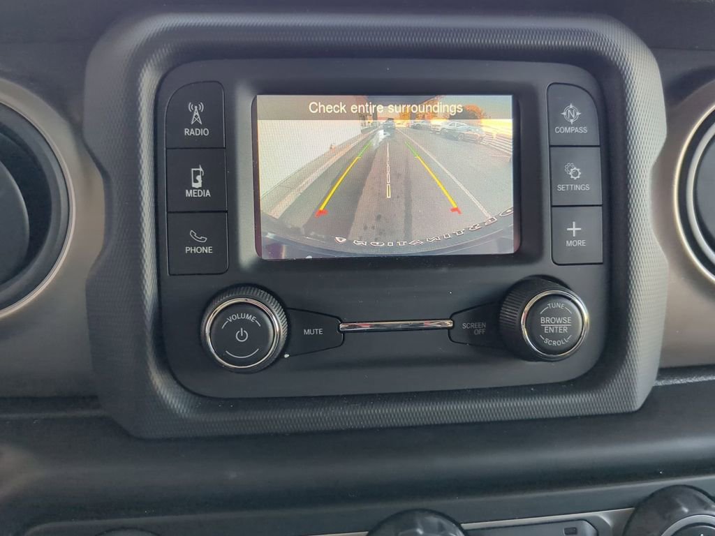 Used 2021 Jeep Wrangler Unlimited Sport image 17