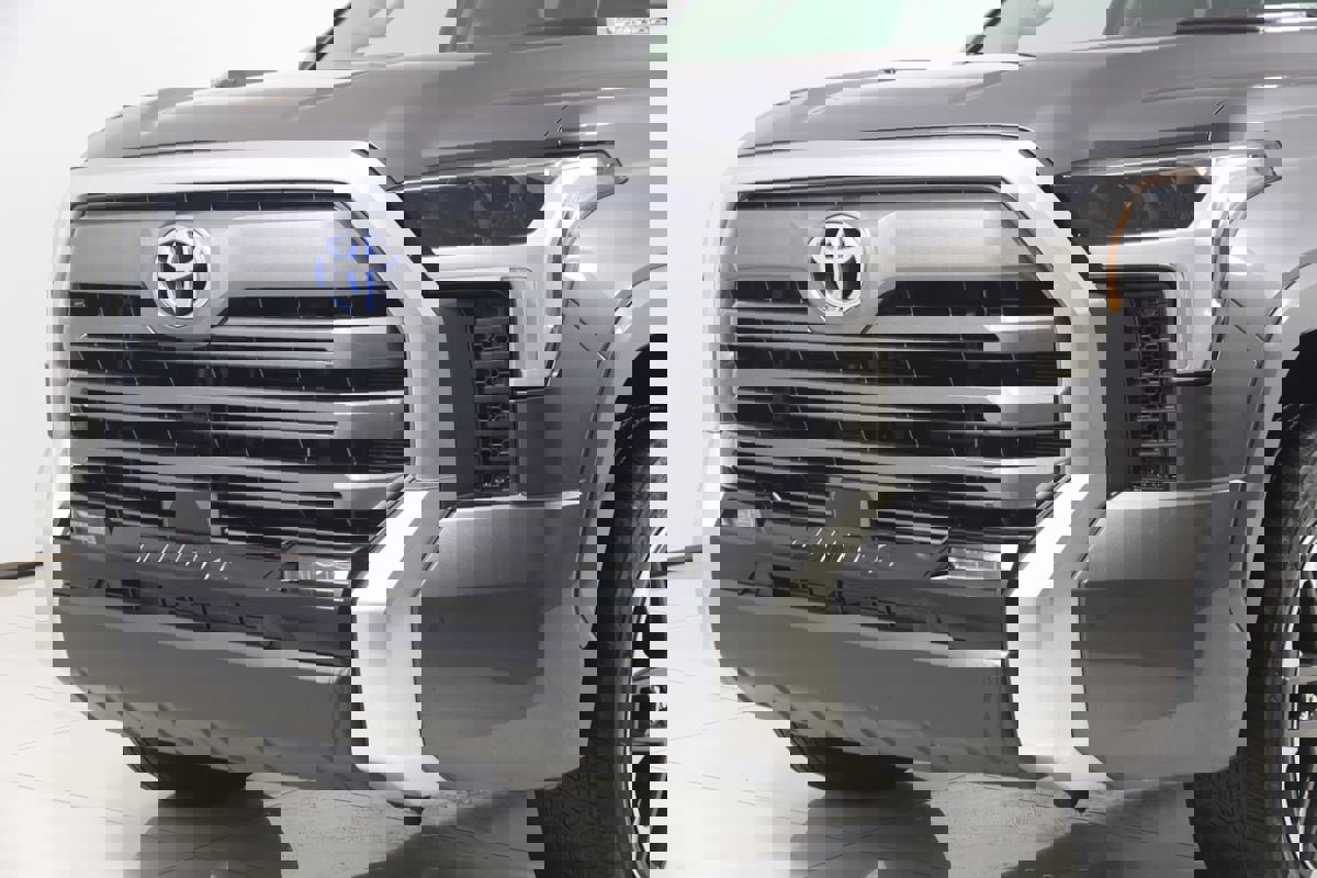 Used 2023 Toyota Tundra Limited image 48