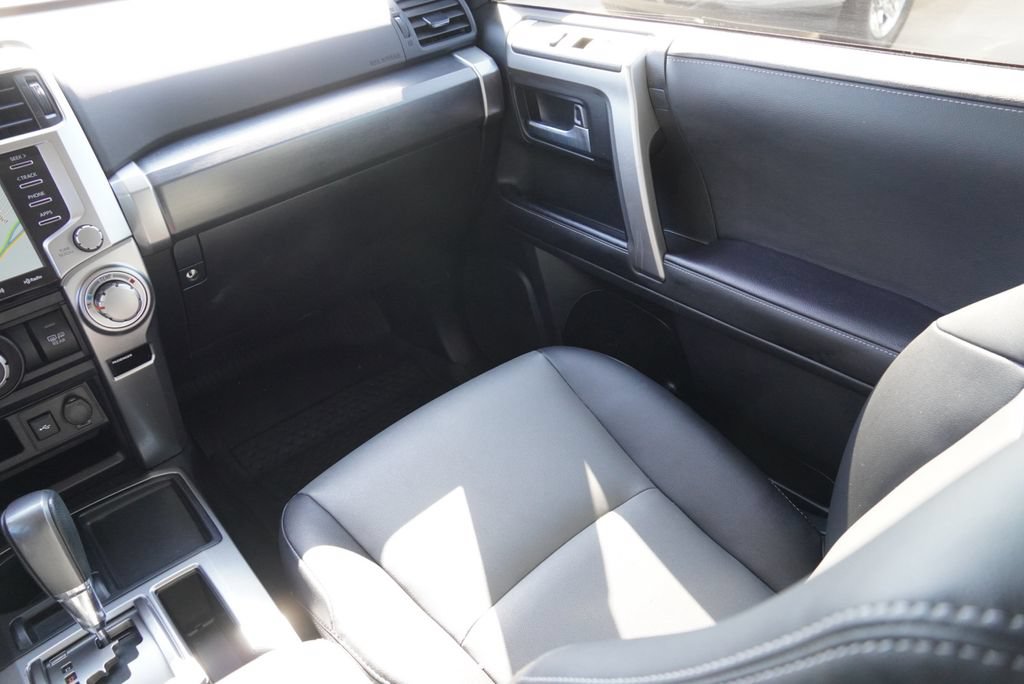 Used 2023 Toyota 4Runner SR5 Premium w/ Moonroof Package RWD image 16