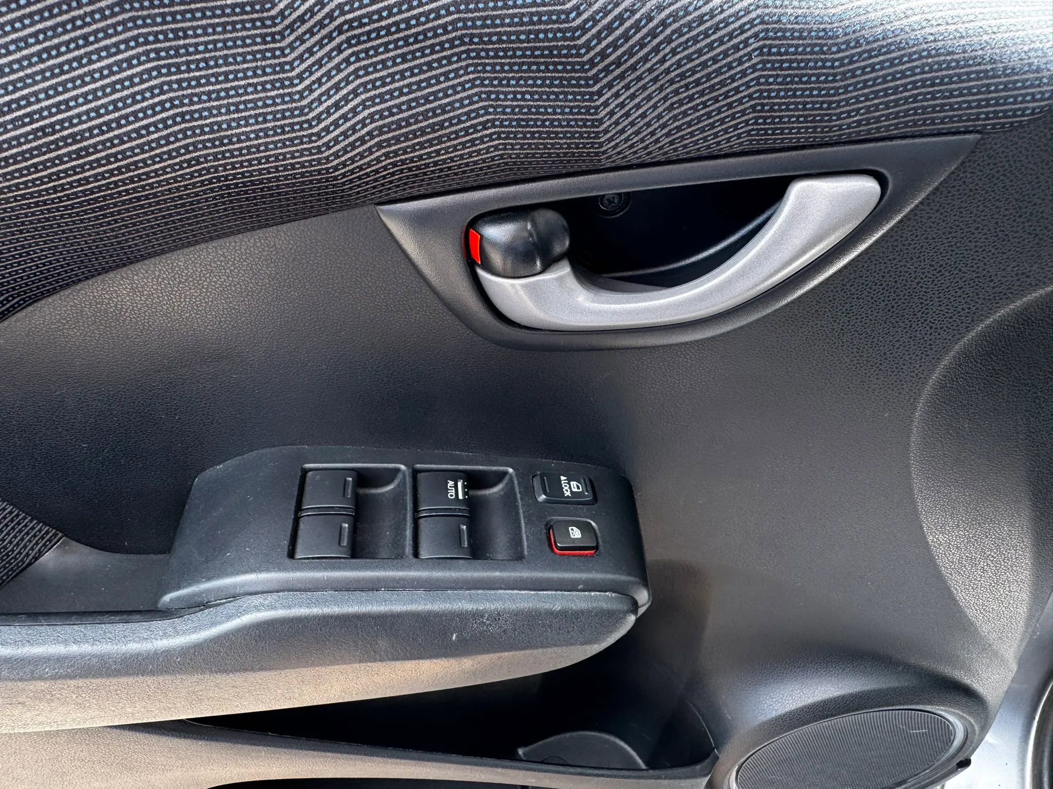 Used 2010 Honda Fit Sport image 15