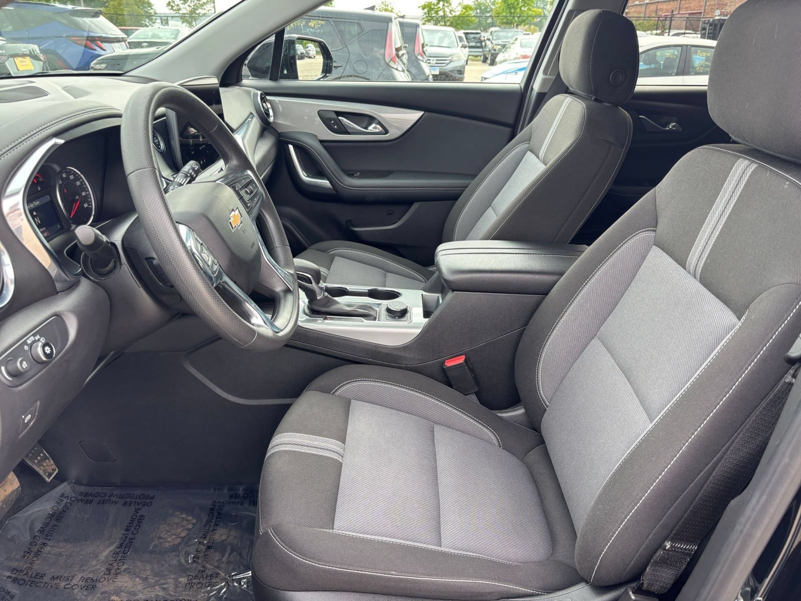 Used 2025 Chevrolet Blazer LT FWD image 28