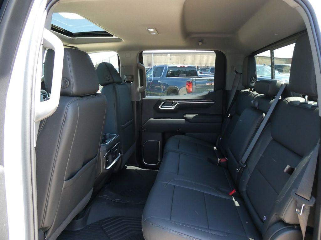 New 2026 Chevrolet Silverado 1500 LTZ w/ LTZ Premium Package AWD/4WD image 16