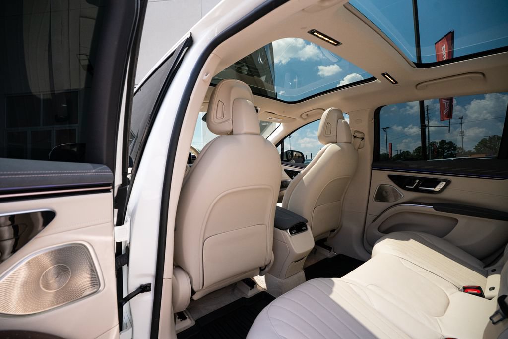 Used 2023 Mercedes-Benz EQS 450+ SUV image 45