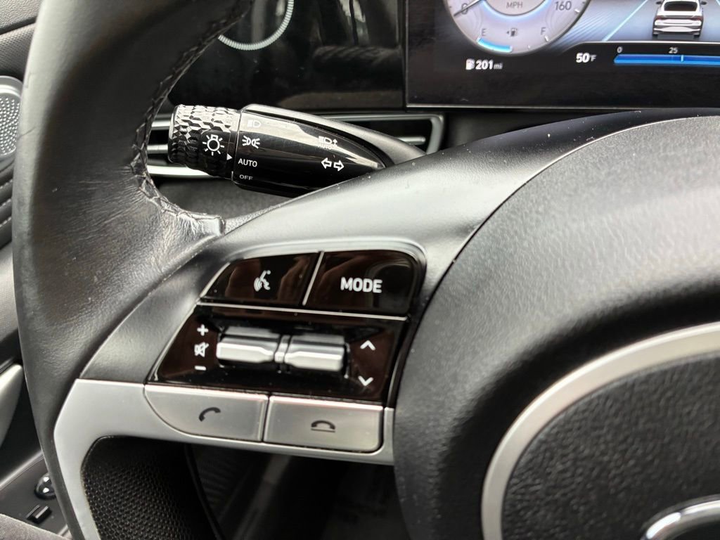 Used 2023 Hyundai Elantra SEL w/ Convenience Package image 24