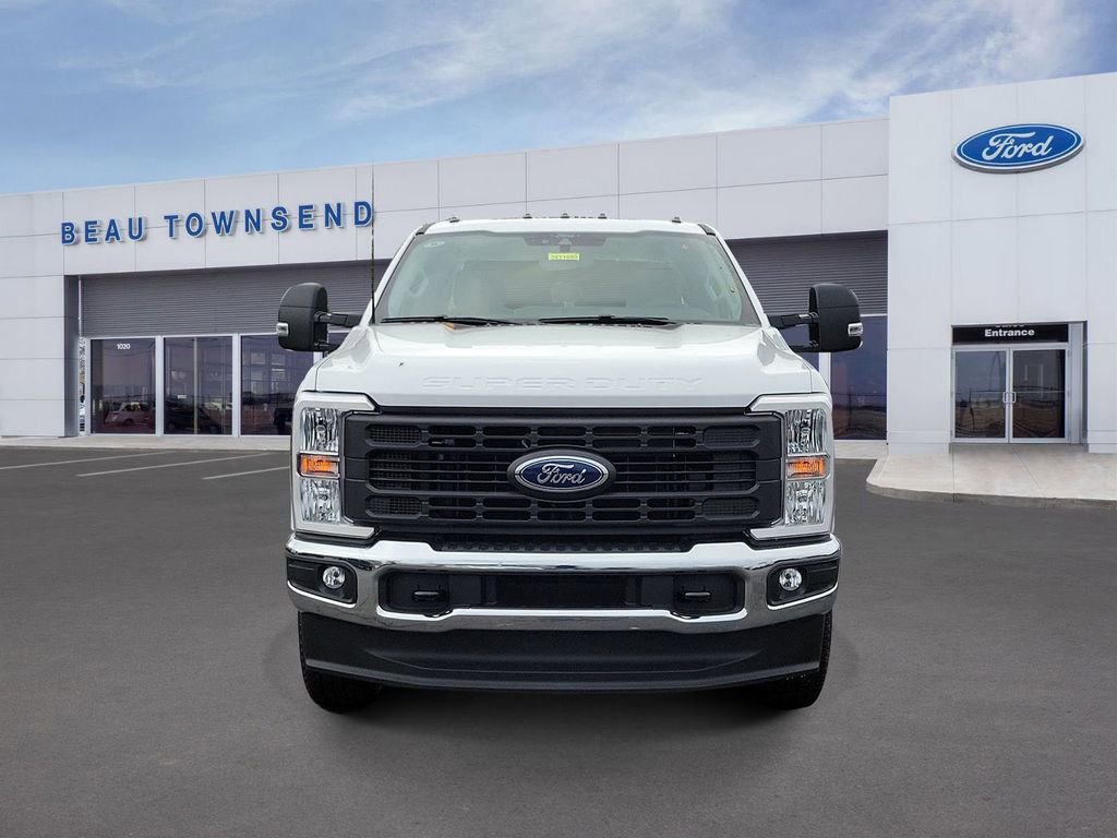 New 2026 Ford F250 XL w/ FX4 Off-Road Package image 2