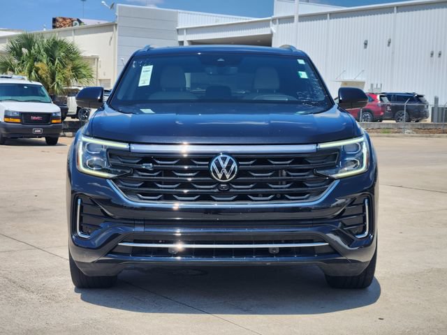 Used 2024 Volkswagen Atlas Cross Sport SEL Premium R-Line AWD/4WD image 2