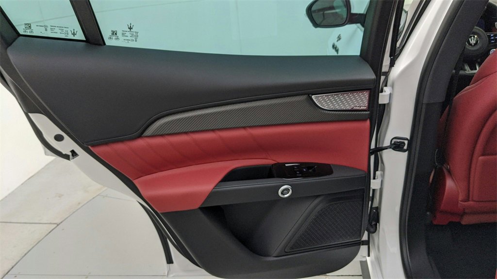 New 2024 Maserati Grecale Trofeo image 52