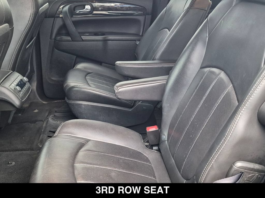 Used 2016 Buick Enclave Leather w/ Trailering Package FWD image 3