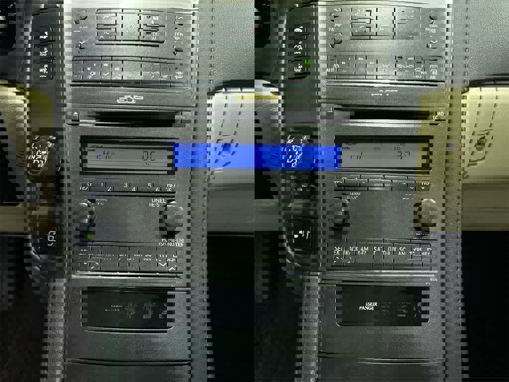 Used 2010 Lexus HS 250h image 20