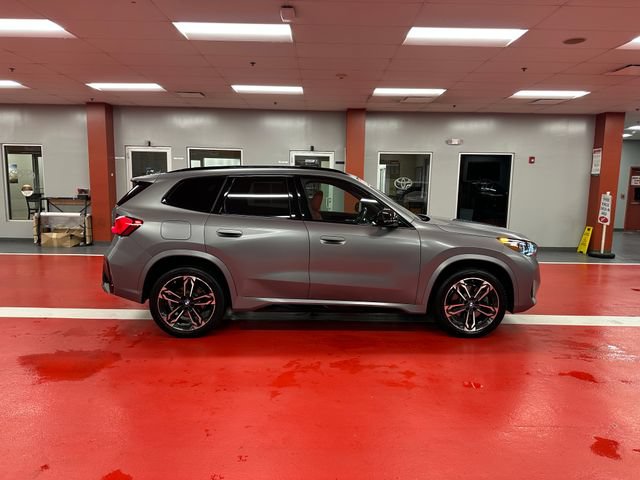 Used 2023 BMW X1 xDrive28i w/ M Sport Package AWD/4WD image 3