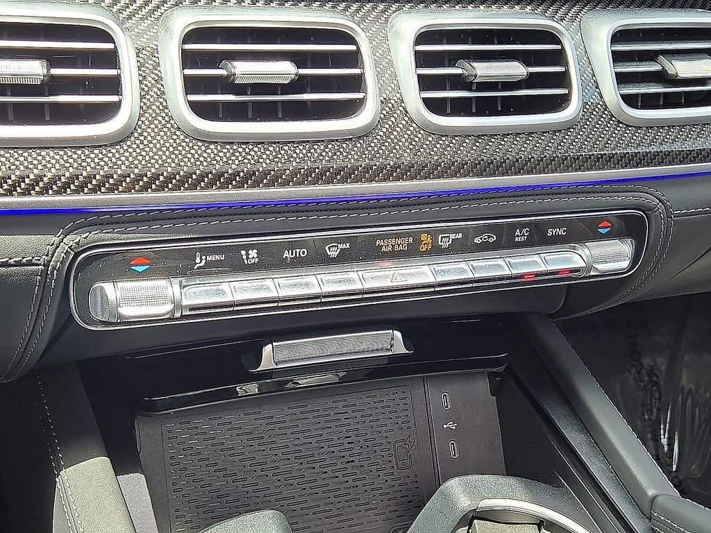 Used 2025 Mercedes-Benz GLS 63 AMG 4MATIC image 30