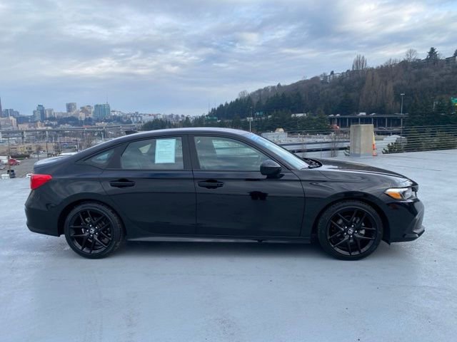Used 2023 Honda Civic Sport image 3