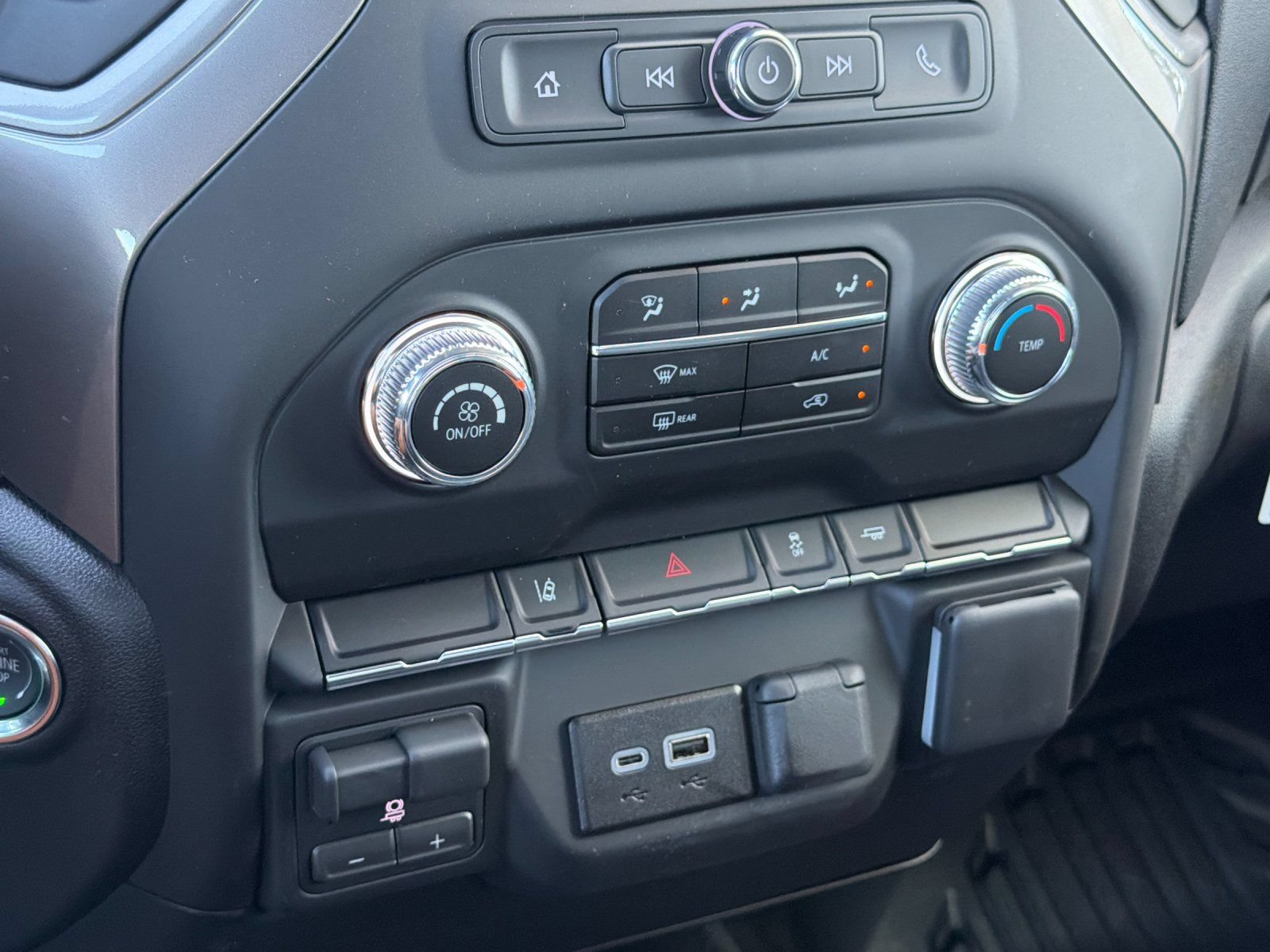 New 2026 GMC Sierra 3500 Pro w/ Convenience Package RWD image 18