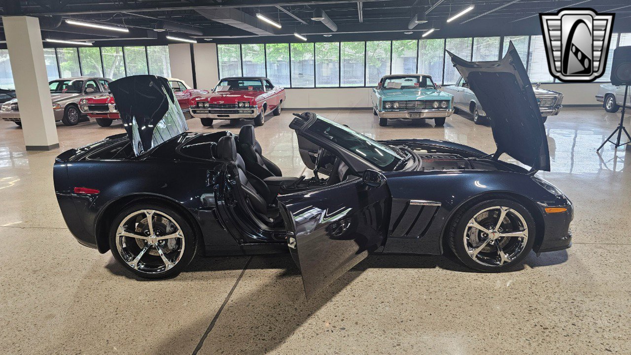 Used 2013 Chevrolet Corvette Grand Sport w/ 3LT Preferred Equipment Group image 20