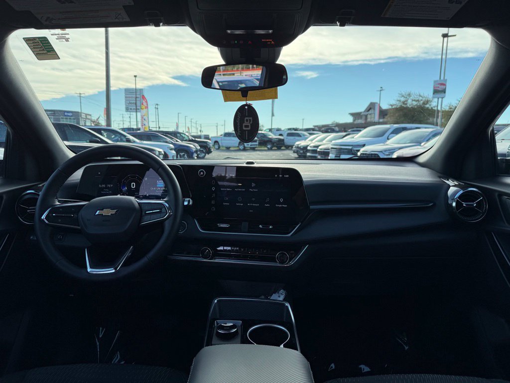 Used 2026 Chevrolet Equinox LT AWD/4WD image 43