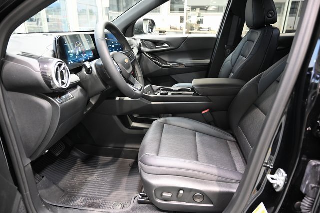 New 2026 Chevrolet Equinox LT w/ Convenience Package II image 9