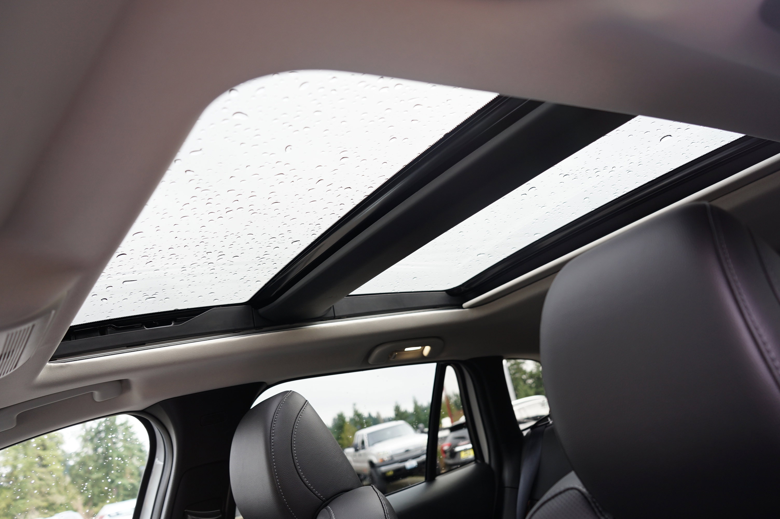 Certified 2025 MAZDA CX-50 AWD 2.5 Hybrid w/ Premium Pkg image 17