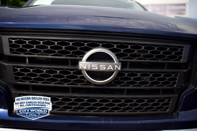 Used 2023 Nissan Titan SV AWD/4WD image 7