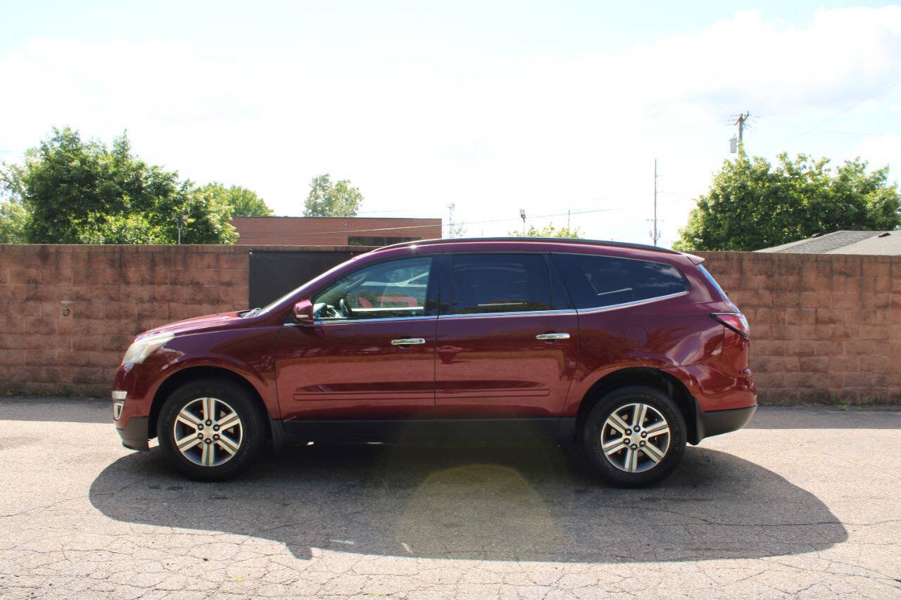 Used 2015 Chevrolet Traverse LT AWD/4WD image 2