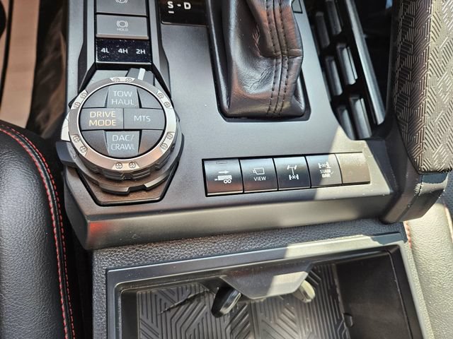 Used 2024 Toyota Tacoma TRD Pro AWD/4WD image 40