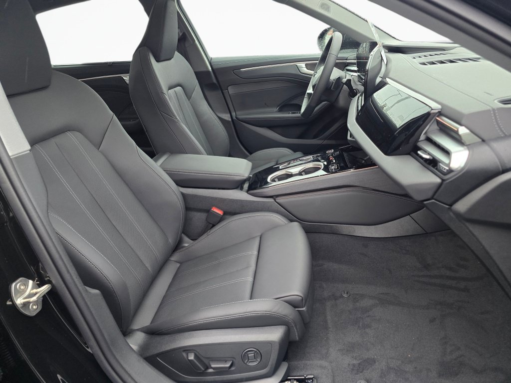 New 2026 Audi A6 Premium Plus AWD/4WD image 25