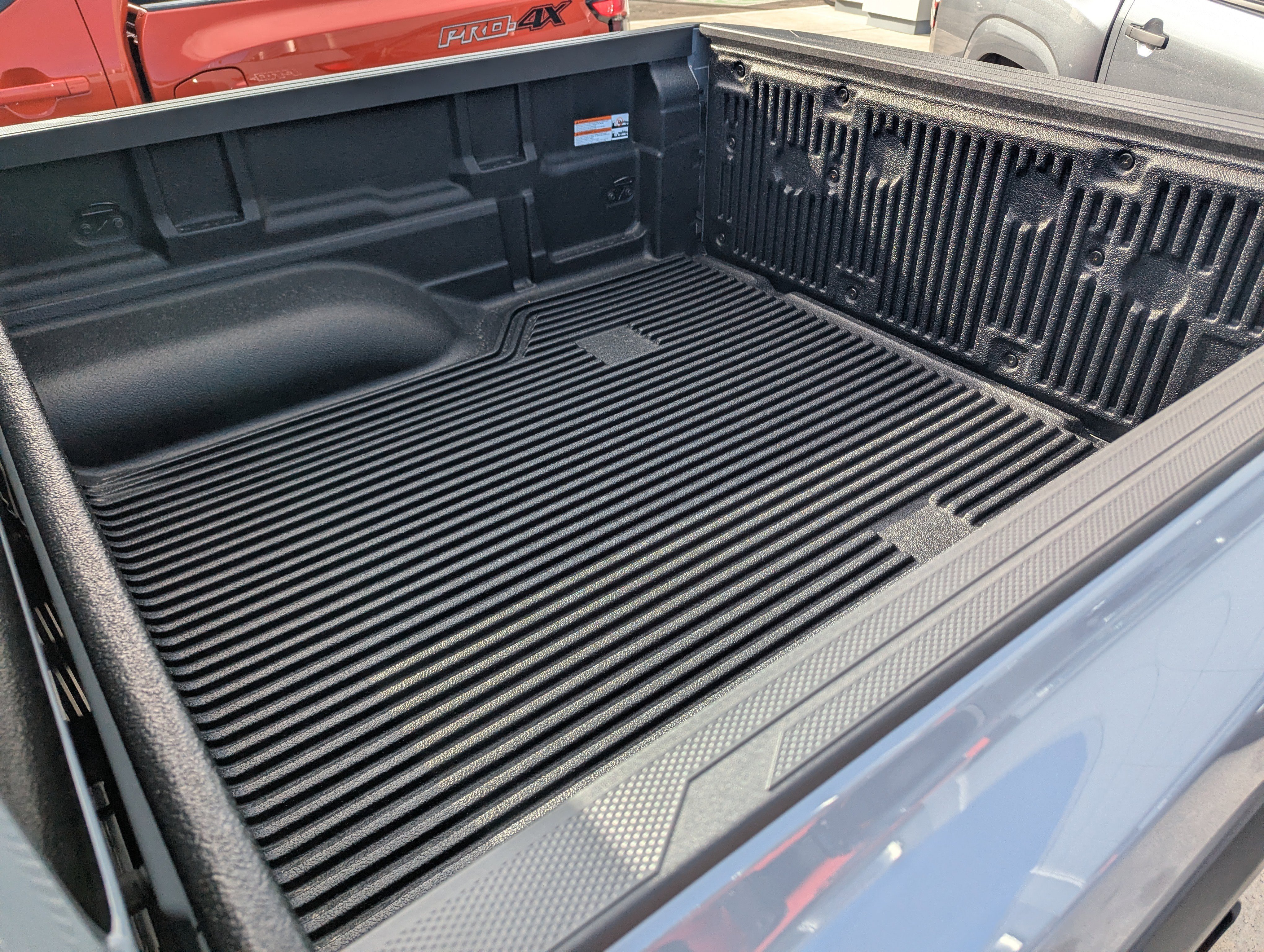 New 2026 Nissan Frontier Pro-X w/ Tow Package image 8