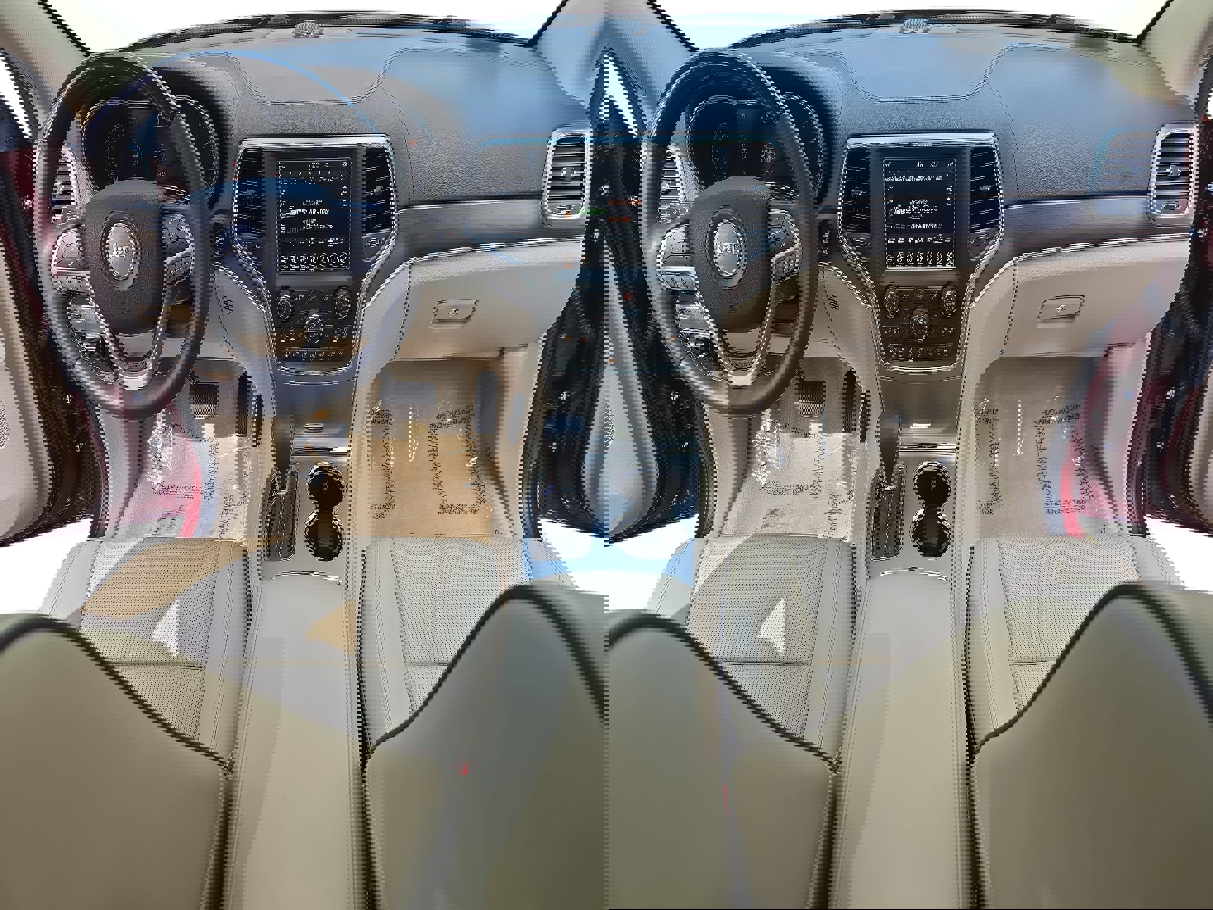 Used 2018 Jeep Grand Cherokee Overland image 9