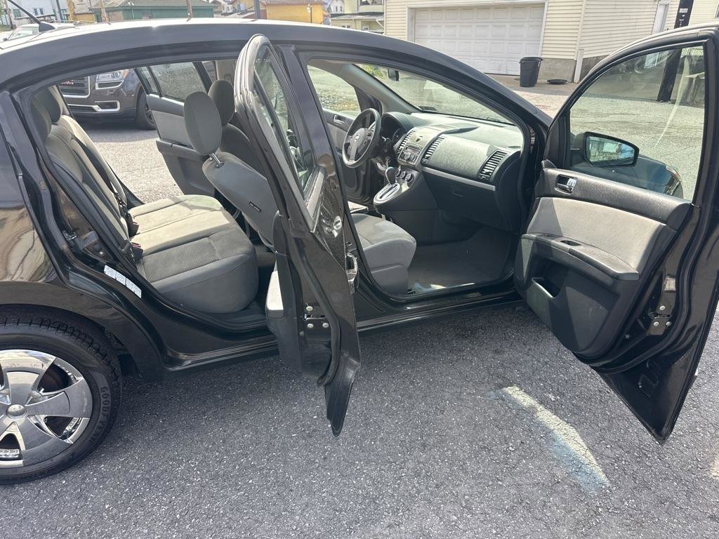 Used 2010 Nissan Sentra 2.0 S FWD image 33