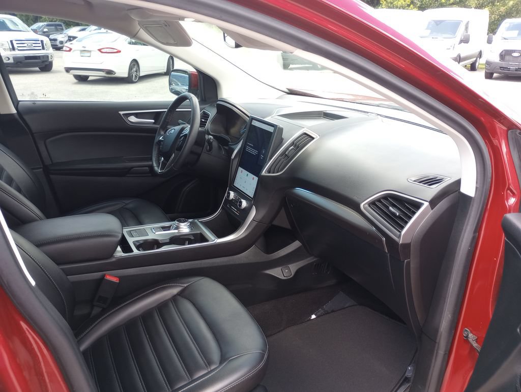 Used 2022 Ford Edge SEL w/ Convenience Package AWD/4WD image 11