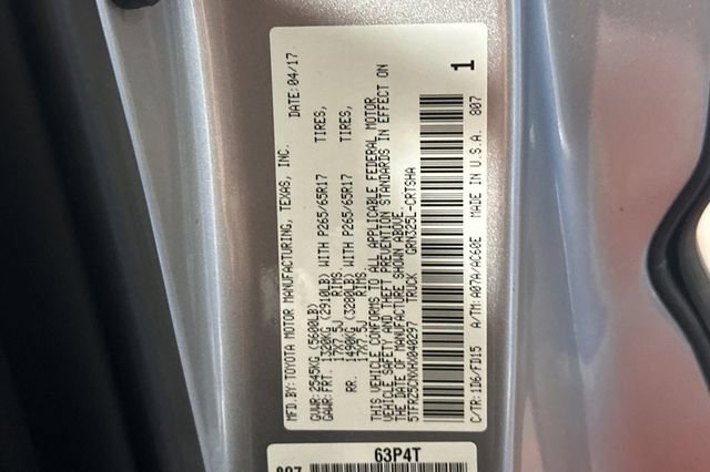 Used 2017 Toyota Tacoma TRD Sport image 32